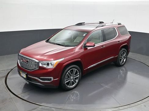 Used 2018 GMC Acadia Denali w/ Technology Package image 14