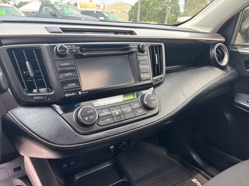 Used 2017 Toyota RAV4 XLE w/ Plus Special Value Package AWD/4WD image 21