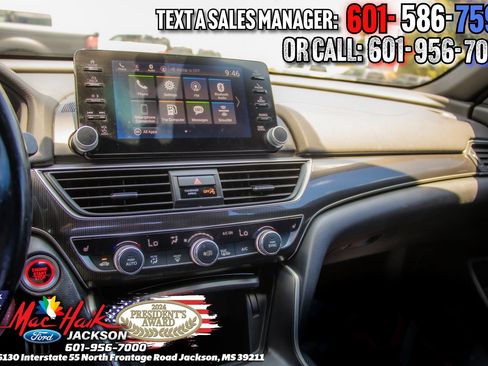 Used 2018 Honda Accord Sport image 14