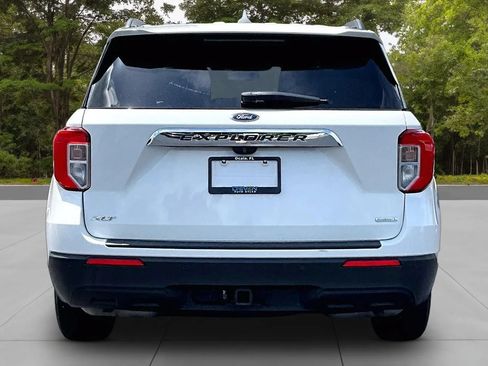 Used 2020 Ford Explorer XLT w/ Class III Trailer Tow Package RWD image 4