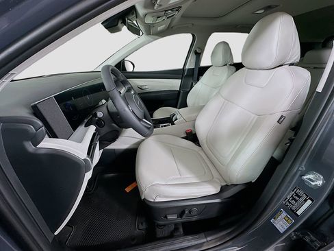 New 2026 Hyundai Tucson SEL image 16