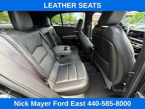 Used 2025 Cadillac XT4 Premium Luxury AWD/4WD image 29