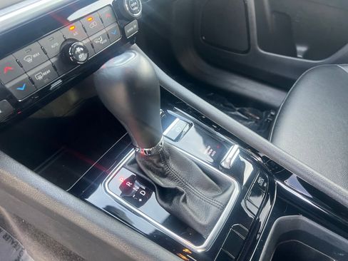 Used 2025 Jeep Compass Limited image 41