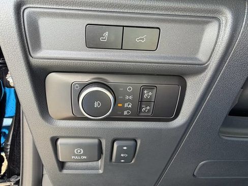 Used 2023 Ford Expedition Limited RWD image 22