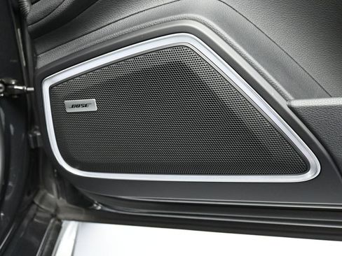 Certified 2023 Porsche Panamera 4 Platinum Edition image 30