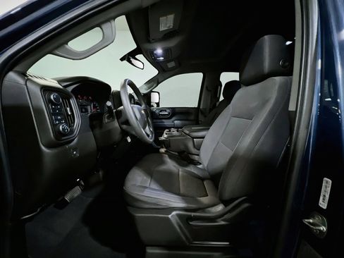 Used 2022 Chevrolet Silverado 2500 Custom w/ Custom Value Package AWD/4WD image 14