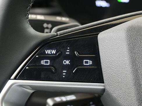 Certified 2025 Audi Q5 Premium w/ Convenience Package image 26