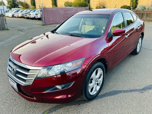 Used 2011 Honda Crosstour EX-L image 1