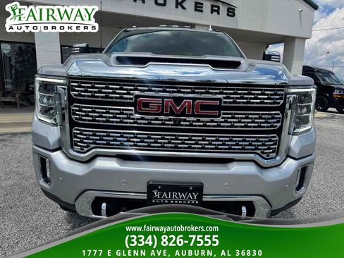 Used 2021 GMC Sierra 2500 Denali w/ Denali Ultimate Package AWD/4WD image 3