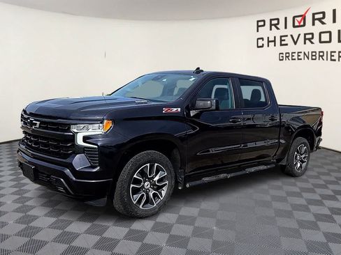 Used 2024 Chevrolet Silverado 1500 RST w/ Z71 Off-Road Package AWD/4WD image 4