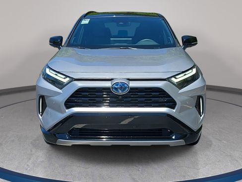 Used 2023 Toyota RAV4 XSE AWD/4WD image 2