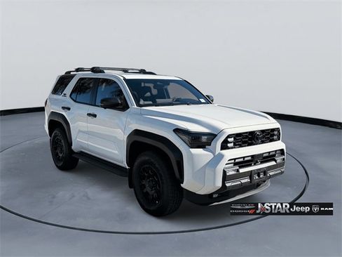 Used 2025 Toyota 4Runner TRD Off-Road Premium image 3