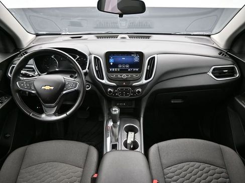 Used 2020 Chevrolet Equinox LT image 12