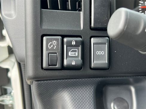 New 2025 Chevrolet Low Cab Forward 5500XG image 24