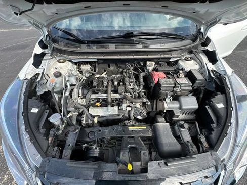 Used 2024 Nissan Kicks SR FWD image 27