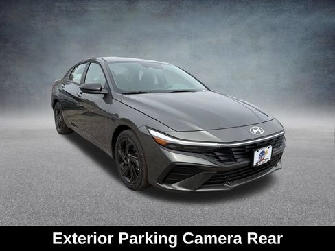 Used 2026 Hyundai Elantra Sport FWD image 9