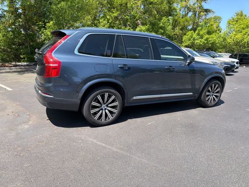 Used 2023 Volvo XC90 B6 Plus image 16