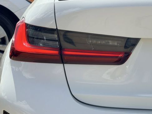 Used 2026 BMW 330i Sedan w/ M Sport Package RWD image 9