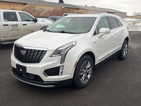 Used 2021 Cadillac XT5 Premium Luxury image 1