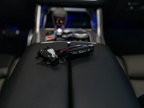 Used 2026 BMW XM Label Red AWD/4WD image 42