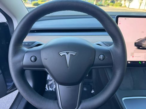 Used 2023 Tesla Model 3 Standard Range RWD image 31