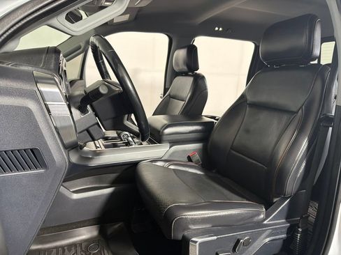 Used 2021 Ford F150 Lariat AWD/4WD image 11