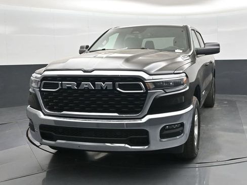 New 2026 RAM 1500 4x4 Crew Cab image 8