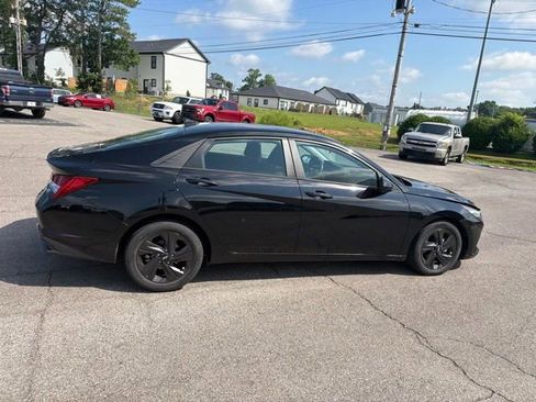 Used 2021 Hyundai Elantra Blue w/ Cargo Package FWD image 12