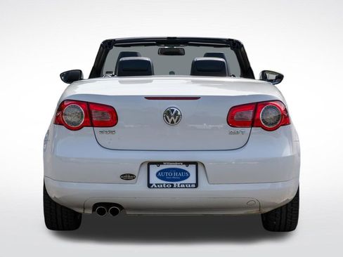 Used 2010 Volkswagen Eos Komfort FWD image 5