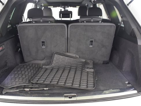 Used 2025 Audi Q7 2.0T Premium image 24