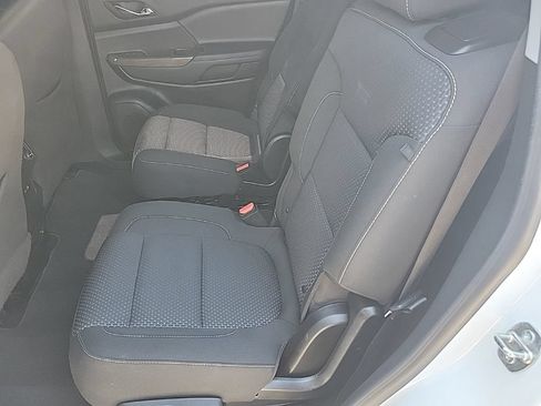Used 2023 GMC Acadia SLE w/ Driver Convenience Package FWD image 34