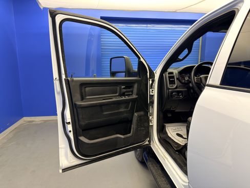 Used 2023 RAM 2500 Tradesman image 10