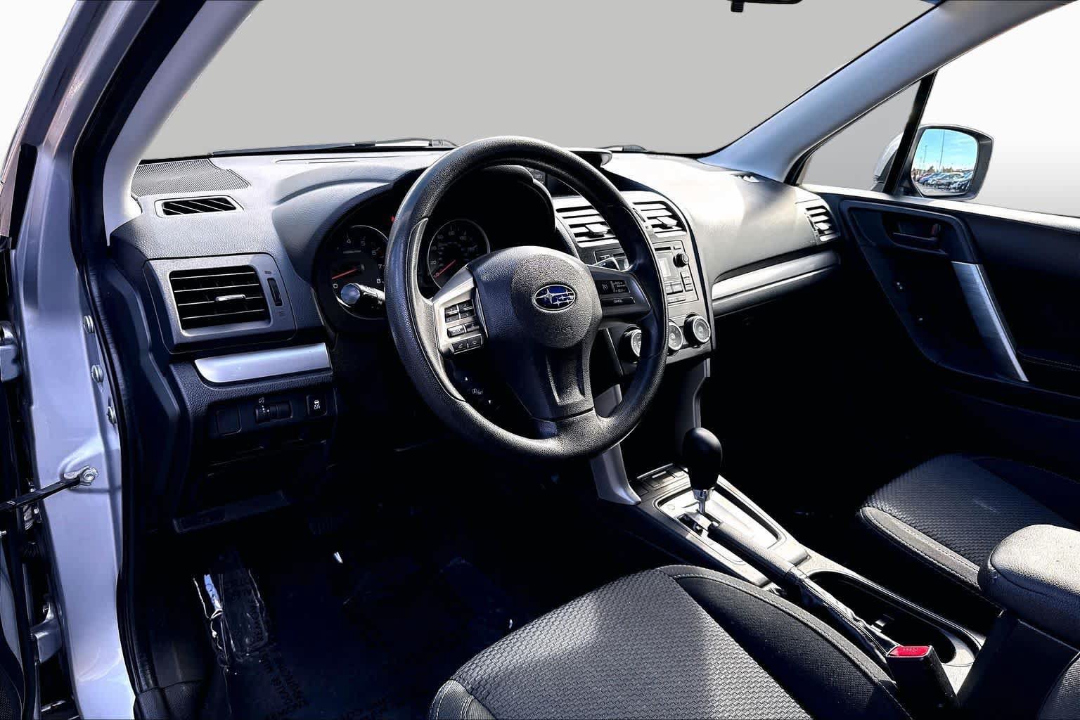 Used 2014 Subaru Forester 2.5i Premium AWD/4WD image 18