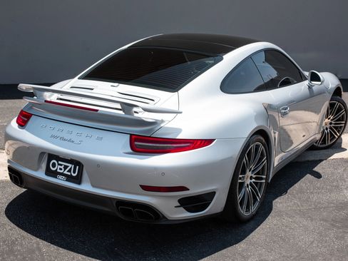 Used 2014 Porsche 911 Turbo S AWD/4WD image 21