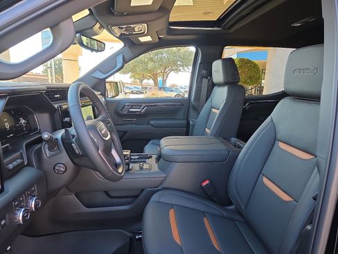 New 2026 GMC Sierra 1500 AT4 w/ AT4 Premium Package image 11