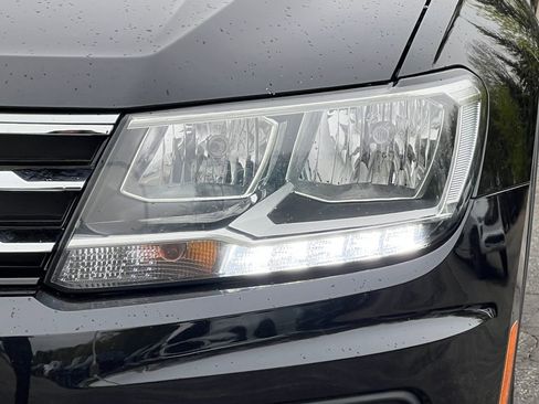 Used 2020 Volkswagen Tiguan S FWD image 10