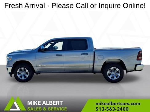 Used 2023 RAM 1500 Laramie AWD/4WD image 4