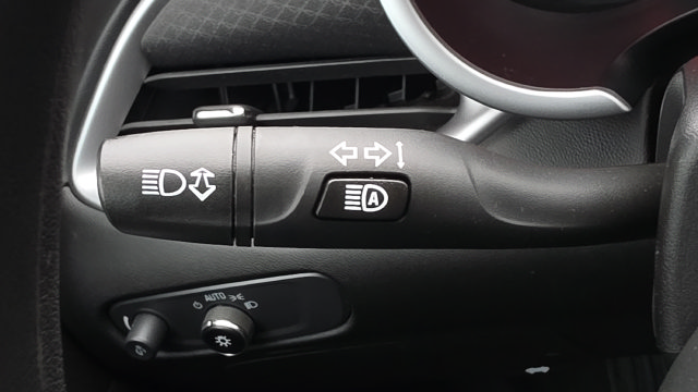 Used 2025 Chevrolet Malibu LT FWD image 17
