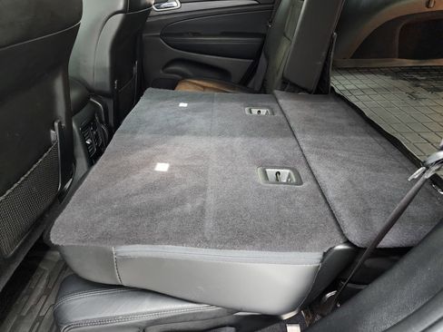 Used 2020 Jeep Grand Cherokee Altitude image 35