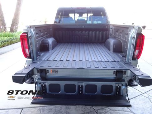 New 2026 GMC Sierra 1500 Denali w/ Technology Package AWD/4WD image 9