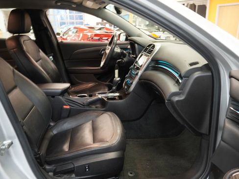 Used 2015 Chevrolet Malibu LT w/ Leather Package image 34