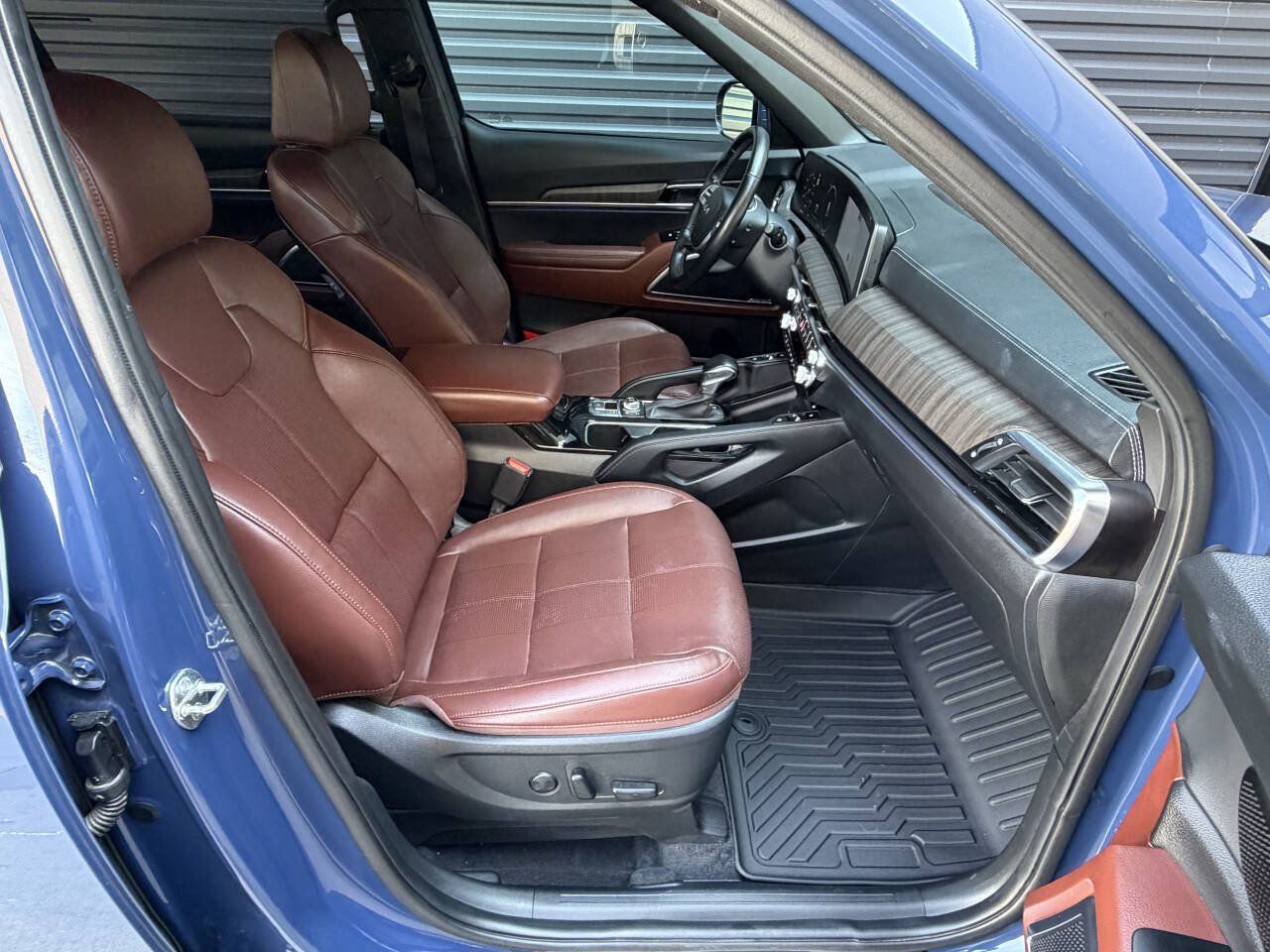 Used 2024 Kia Telluride SX AWD/4WD image 23