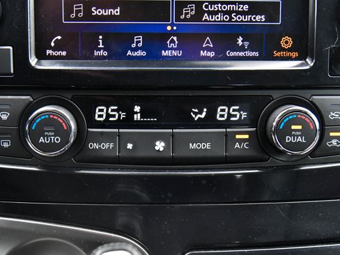 Used 2023 Nissan Maxima SV w/ Floor Mat Group image 22