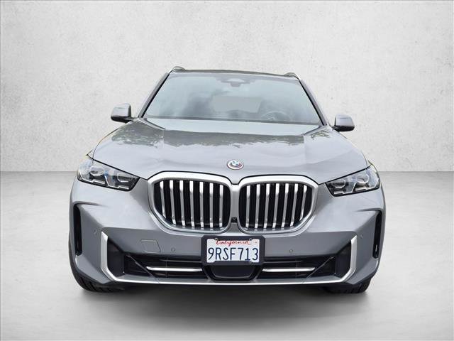 Used 2024 BMW X5 xDrive40i w/ Premium Package AWD/4WD image 2