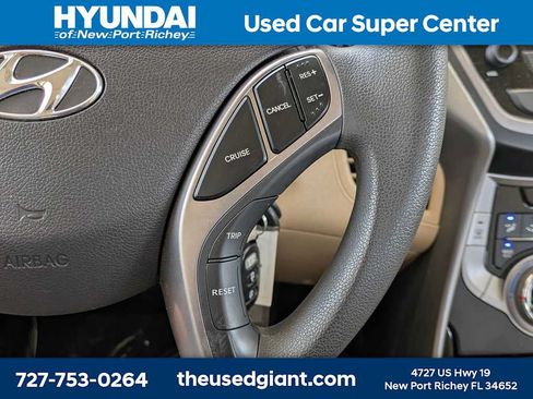 Used 2013 Hyundai Elantra GLS FWD image 23