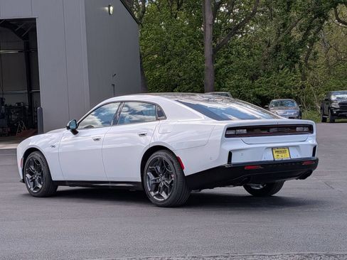 New 2026 Dodge Charger R/T AWD/4WD image 5