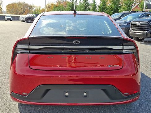 New 2026 Toyota Prius Plug-In Hybrid image 6