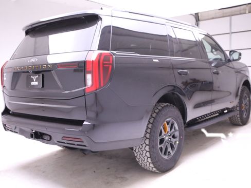 New 2026 Ford Expedition Tremor image 5