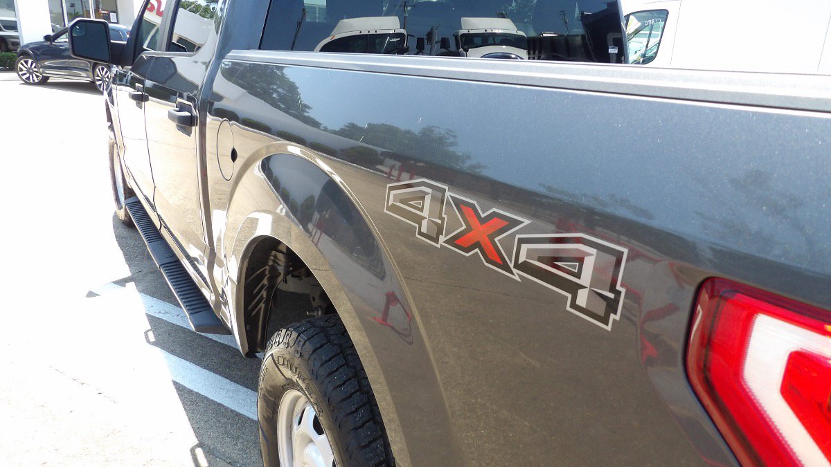 Used 2020 Ford F150 XL w/ XL Power Equipment Group AWD/4WD image 11