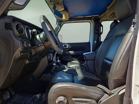 Used 2023 Jeep Wrangler Unlimited Sahara image 22